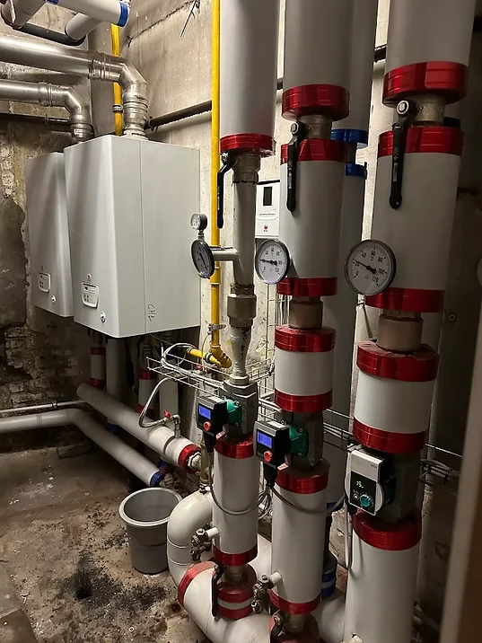 Collecteur de chaufferie collective réalisé par Dépannage Bruno & Fils à Bruxelles